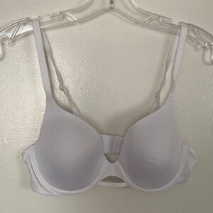 Hanes Brands Women’s Bra (size Small)